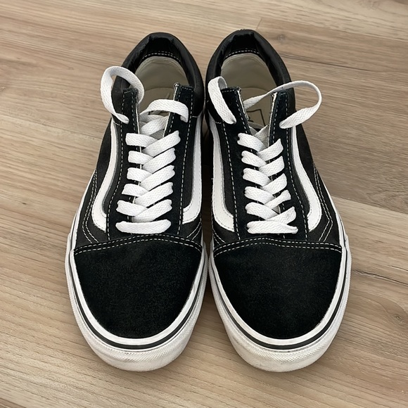 Vans Old Skool Canvas Shoe - Picture 2 of 5